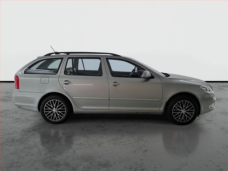 Škoda Octavia (2008) 2.0 TDI, 4X4, Serv.kniha - fotka 6 z 19