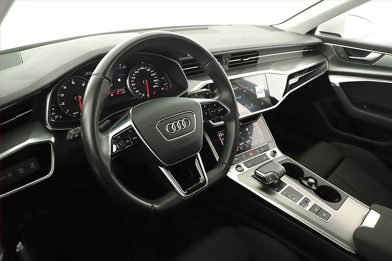 Audi A6 (2022) 45 TFSI - fotka 11 z 20