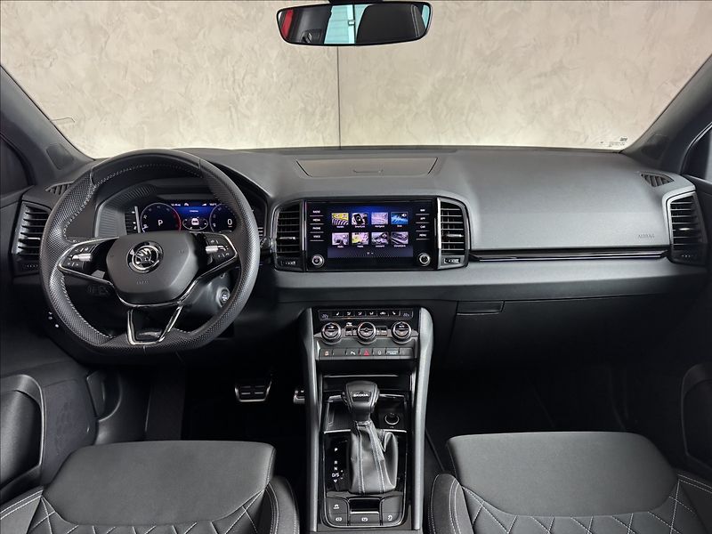 Škoda Karoq 2,0 TDi  DSG Sportline Virtual - fotka 18 z 49