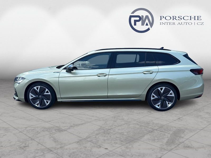 Škoda Superb Sportline 2.0 TDI 110kw DSG Co - fotka 3 z 29