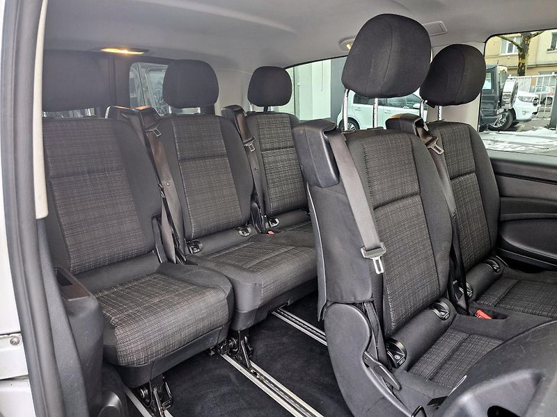 Mercedes-Benz Vito Tourer 9-míst 4Matic serv.kn. - fotka 12 z 16