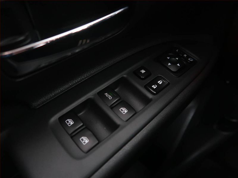 Mitsubishi Outlander (2019) Intense 2.0, LPG, 4X4 - fotka 19 z 22