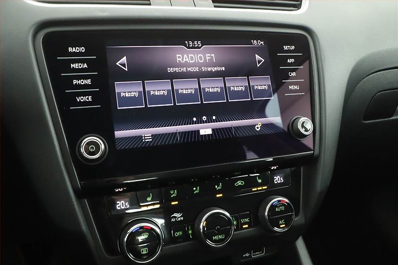 Škoda Octavia (2020) Style 1.6 TDI, ČR,1.maj - fotka 9 z 15