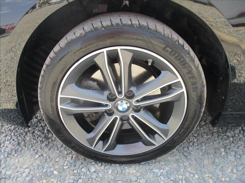BMW Řada 1 1,5 118i,automat,servis,DPH,CZ - fotka 26 z 29