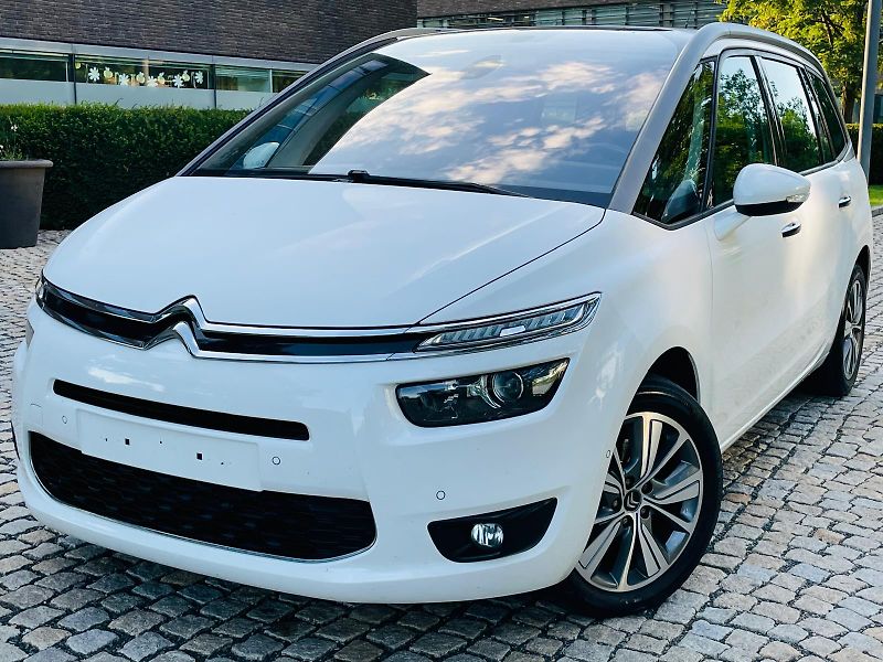 Citroën Grand C4 Picasso 2.0HDi MANUÁL KAMERA TAŽNÉ - fotka 1 z 48