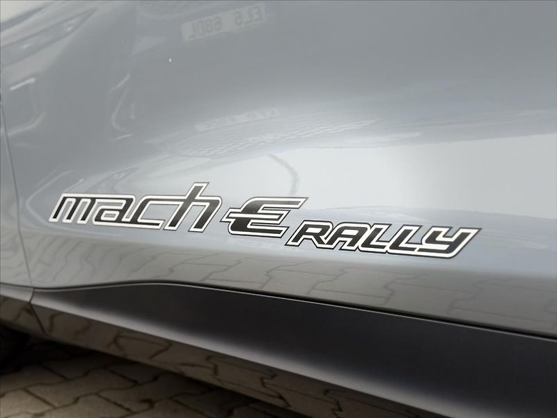 Ford Mustang Mach-E Rally 358kW MagneRide AWD - fotka 11 z 33