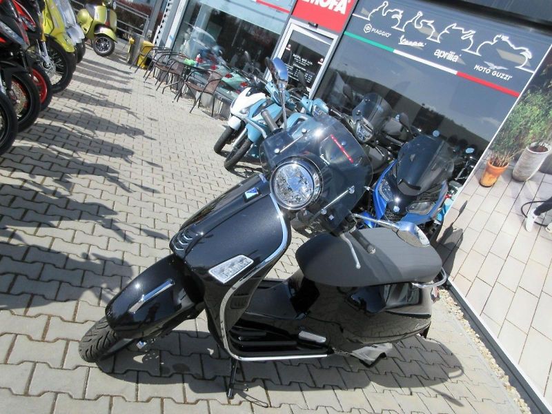 Vespa (2026) GTS 310 e5+ - fotka 5 z 11