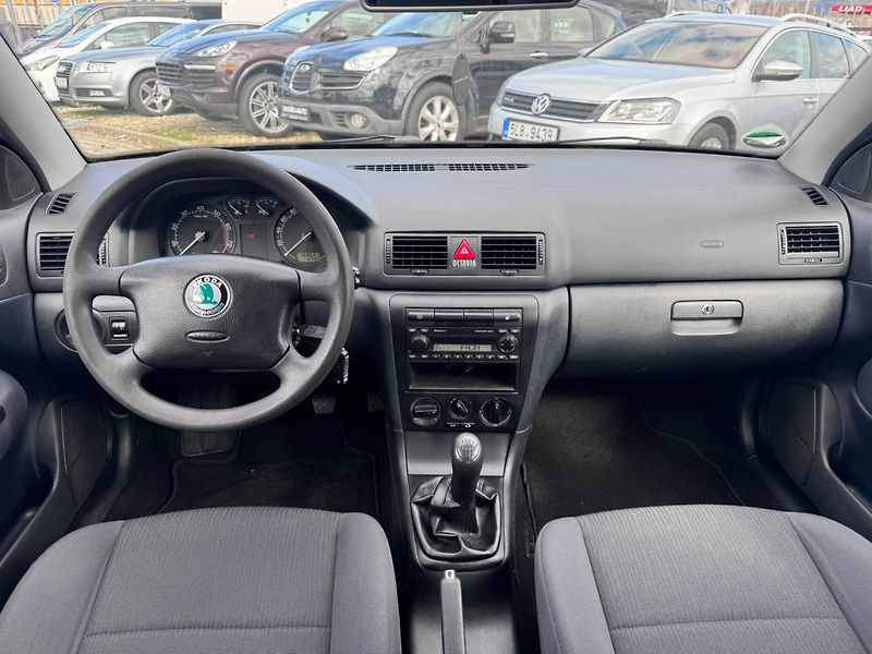 Škoda Octavia (2009) 1,4 16V 55 KW STK 1 MAJ TAŽNÉ - fotka 21 z 50