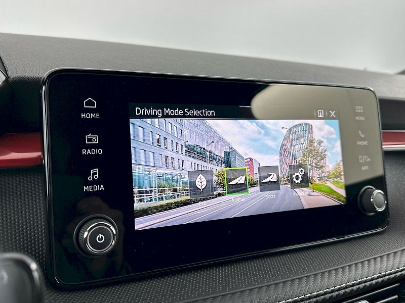 Škoda Fabia (2025) 1.0TSI 85kW Monte Carlo - fotka 12 z 31