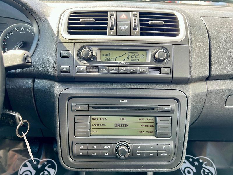 Škoda Roomster (2009) 1.6i 77 kW - fotka 15 z 19