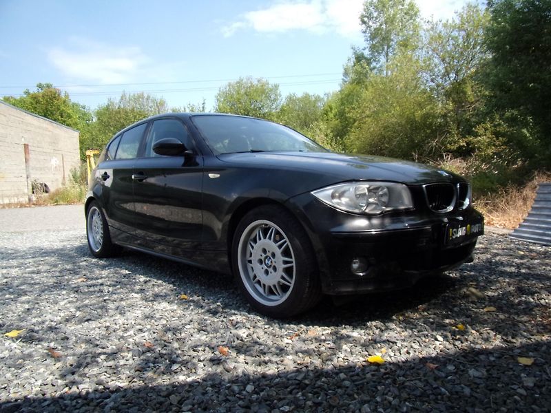 BMW Řada 1 (2005) 116i 85kW 2xALU KOLA DIGIKLIMA - fotka 3 z 19