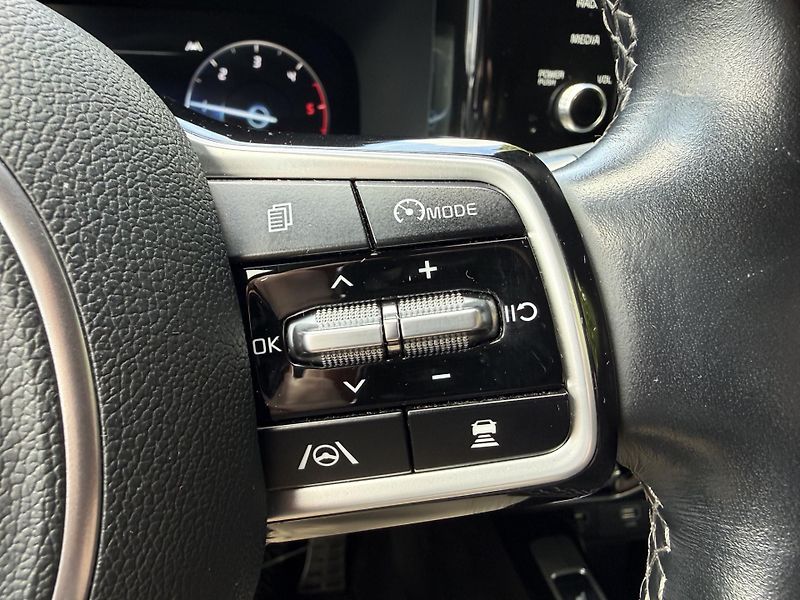 Kia Sorento 2.2 CRDi 142kw TOP 4x4 - fotka 7 z 10