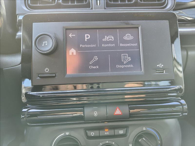 Citroën C3 1,2   YOU 82K - fotka 11 z 15
