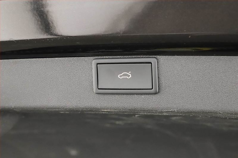 Škoda Enyaq (2021) iV 80 (82 kWh), SoH 92% - fotka 12 z 21