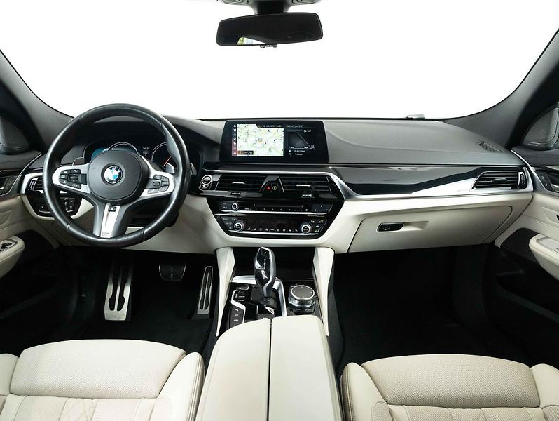 BMW Řada 6 630d xDrive Gran Turismo - fotka 12 z 21