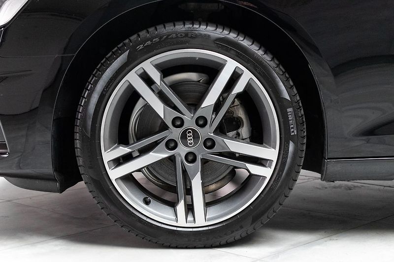 Audi A4 2.0 TDI 120kW ACC*VIRTUAL*DPH - fotka 32 z 39