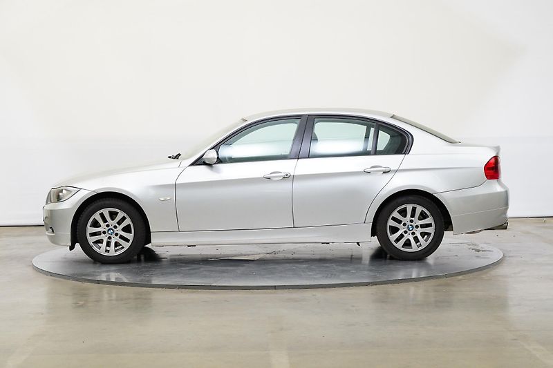 BMW Řada 3 - fotka 3 z 22