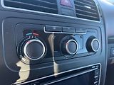 Volkswagen Touran 1.6TDi 77kW*WEBASTO*VÝHŘEV SED - náhled 32