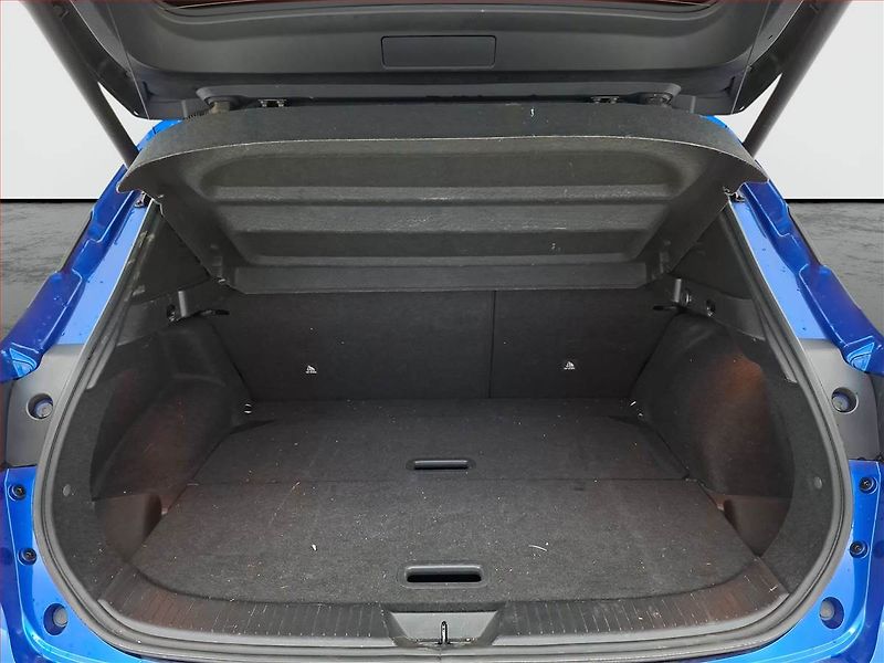 Nissan Qashqai (2022) 1.3 DIG-T - fotka 14 z 23