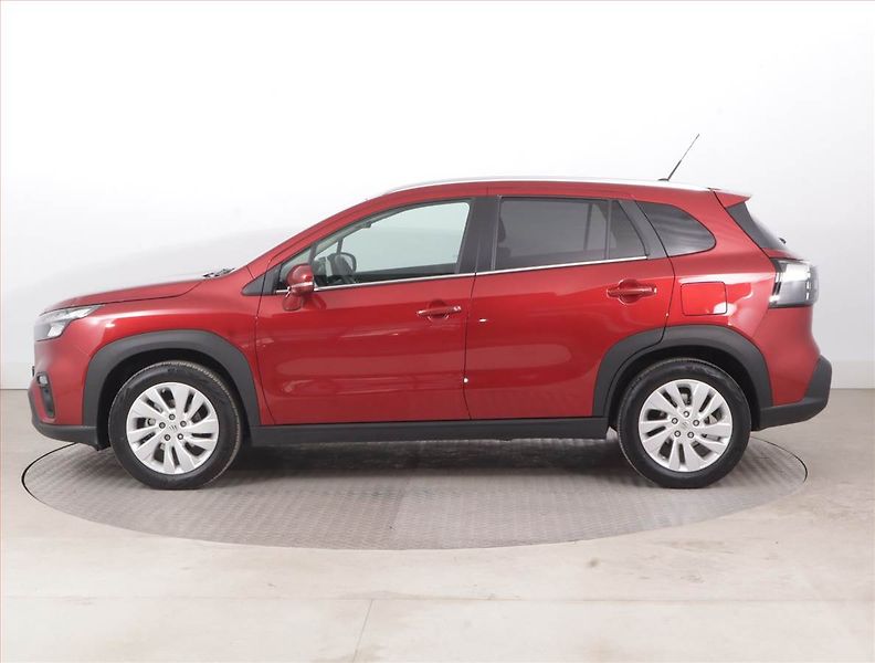 Suzuki SX4 S-Cross (2025) Premium 1.4 BoosterJet - fotka 3 z 15