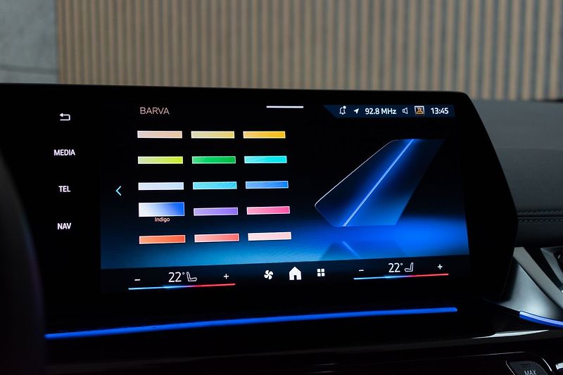 BMW Řada 2 218d ///MSPORT*ZÁRUKA*DPH*ČR 1 - fotka 34 z 49