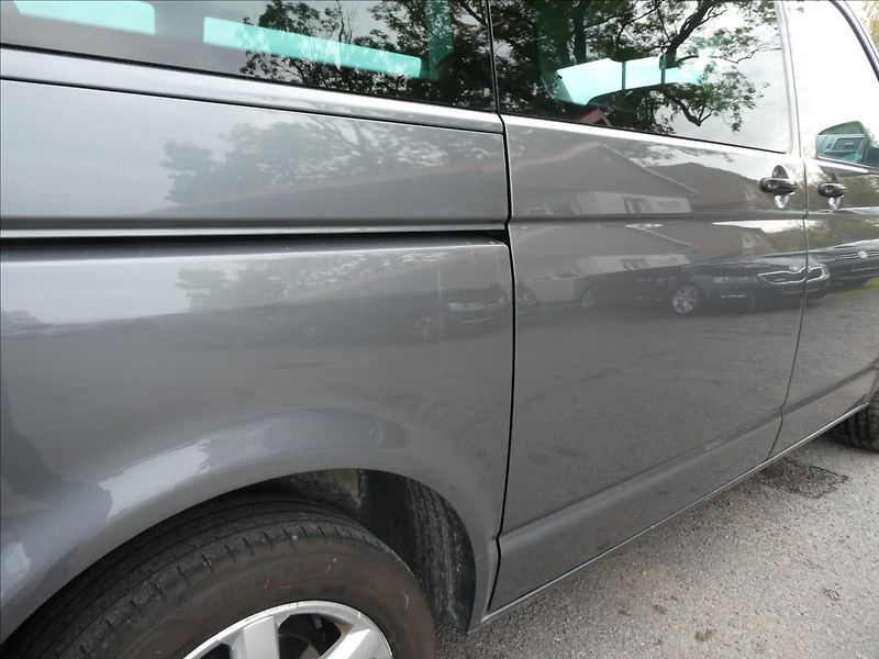 Volkswagen Multivan 2,0 TDi103kW 4x4 serviska,závě - fotka 11 z 37