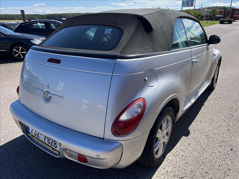 Chrysler PT Cruiser 2,4 i CABRIO AUTOMAT ALU - fotka 6 z 29