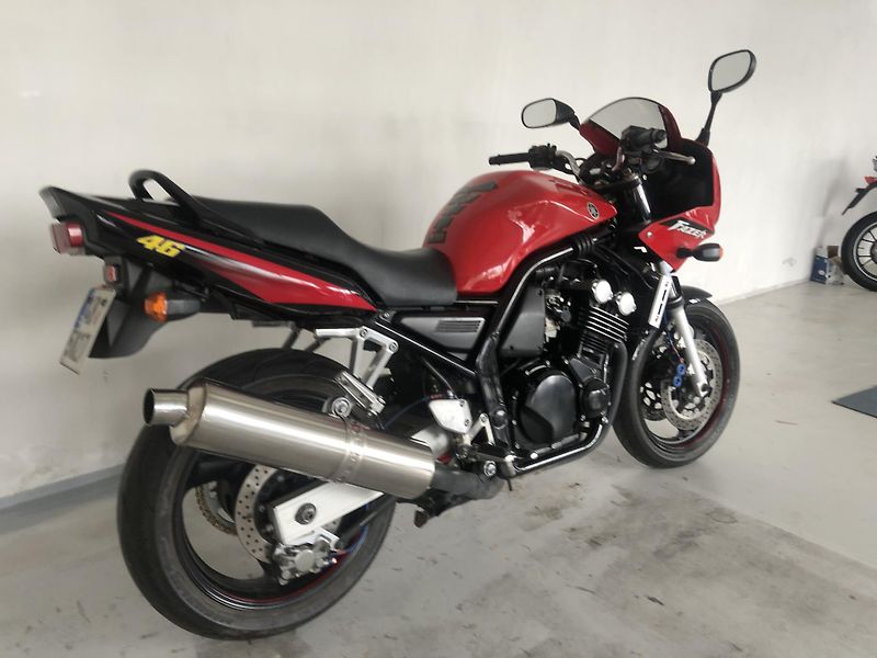 Yamaha FZS 600 Fazer - fotka 3 z 20