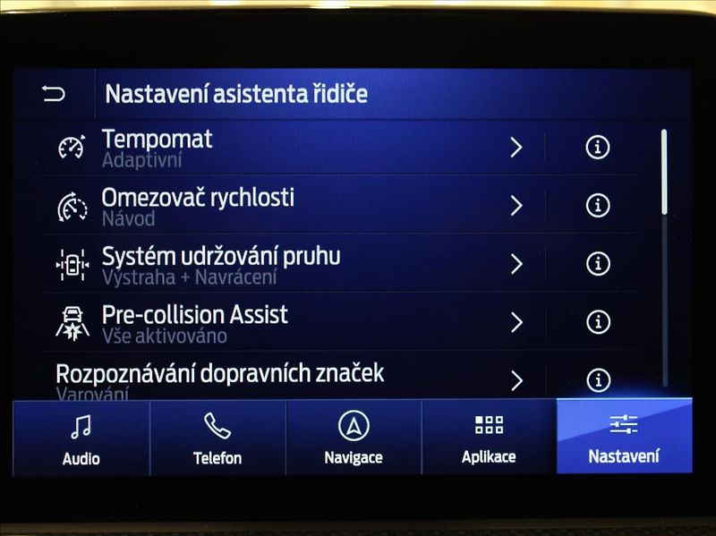 Ford Kuga 2,5 Hybrid 140kW ST-line X ČR - fotka 12 z 27