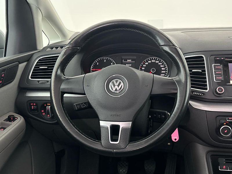 Volkswagen Sharan 7míst - fotka 18 z 26