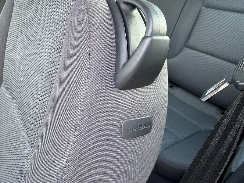 Audi A3 (2011) 2,0 TDI 103 KW 2. MAJ 2X KOLA - fotka 23 z 49
