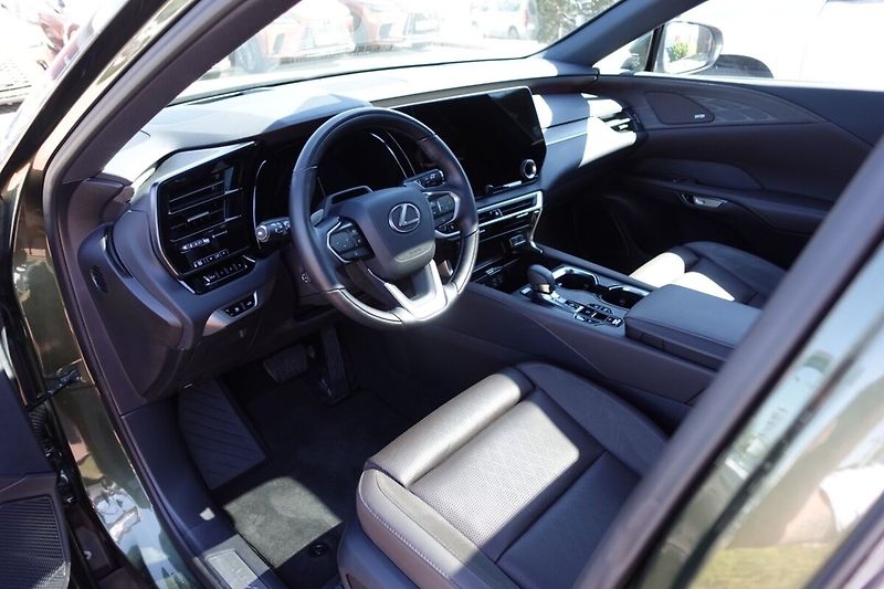 Lexus RX 450h plus RX450h+ Plug-in Luxury Panoram - fotka 14 z 43