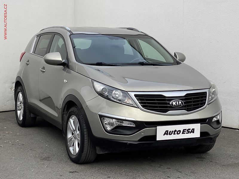 Kia Sportage (2014) 1.7 CRDi, AC, navi, kamera - fotografie inzerátu