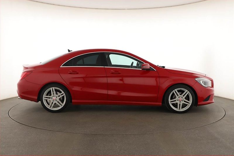Mercedes-Benz CLA (2013) 220 CDI, Automat, Kůže, Navi - fotka 6 z 18