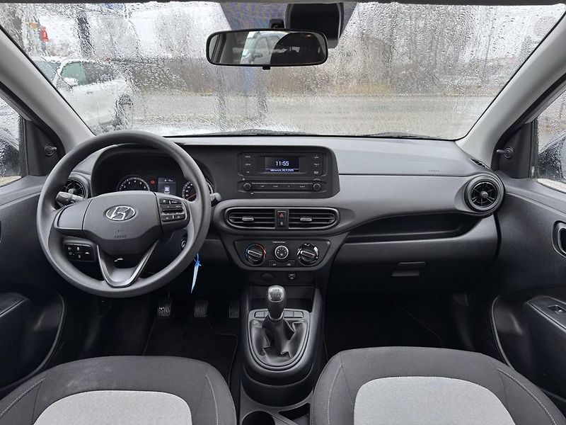 Hyundai i10 1.0i 49 kW klima, serviska - fotka 7 z 17