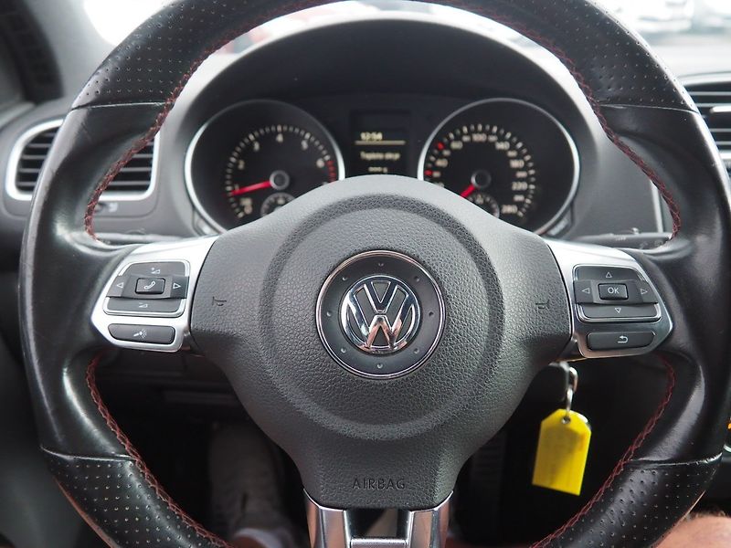 Volkswagen Golf (2010) 2.0 TSi 155 kW, GTI, Manuál - fotka 19 z 35