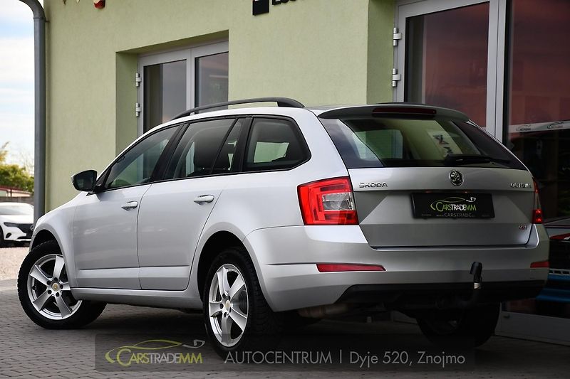 Škoda Octavia 2,0TDi - fotka 3 z 47