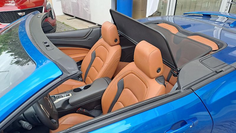 Chevrolet Camaro CONV 6.2 V8 EU model - fotka 10 z 17
