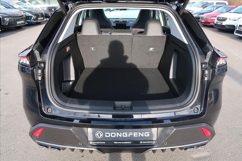 Dongfeng Mage (2026) 1,5 T 145 kW E2 DCT7 - fotka 23 z 23