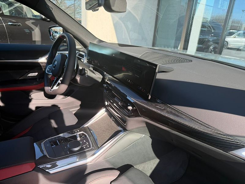BMW Řada 4 M440i xDrive GranCoupé 09/2025 - fotka 15 z 23