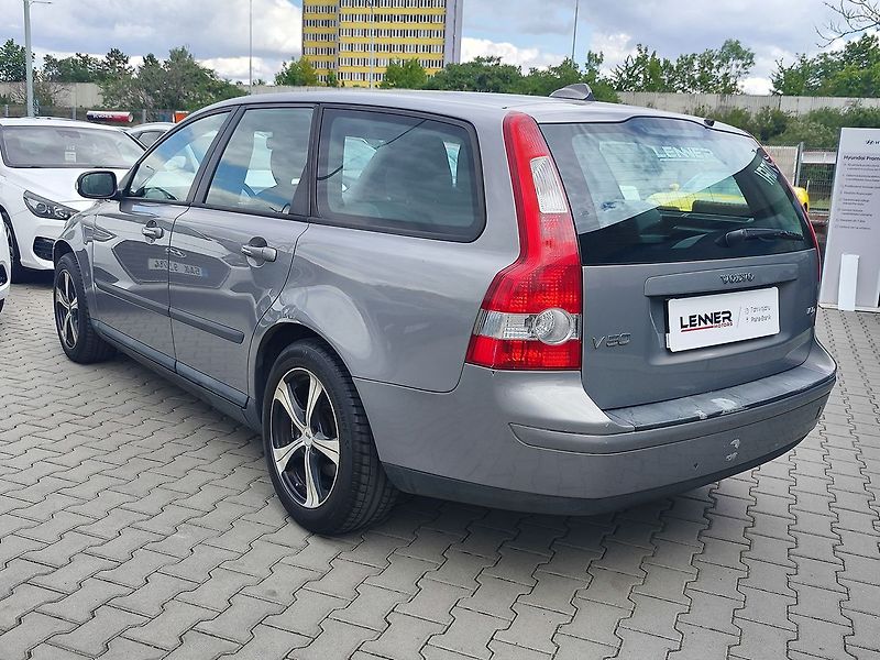 Volvo V50 1.6D/80kW - fotka 7 z 22