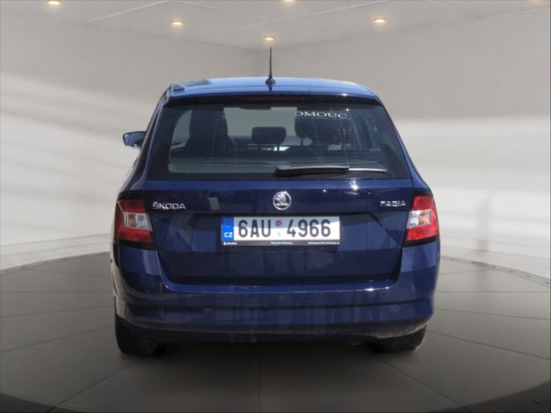 Škoda Fabia 1,0 TSI Ambition - fotka 3 z 10