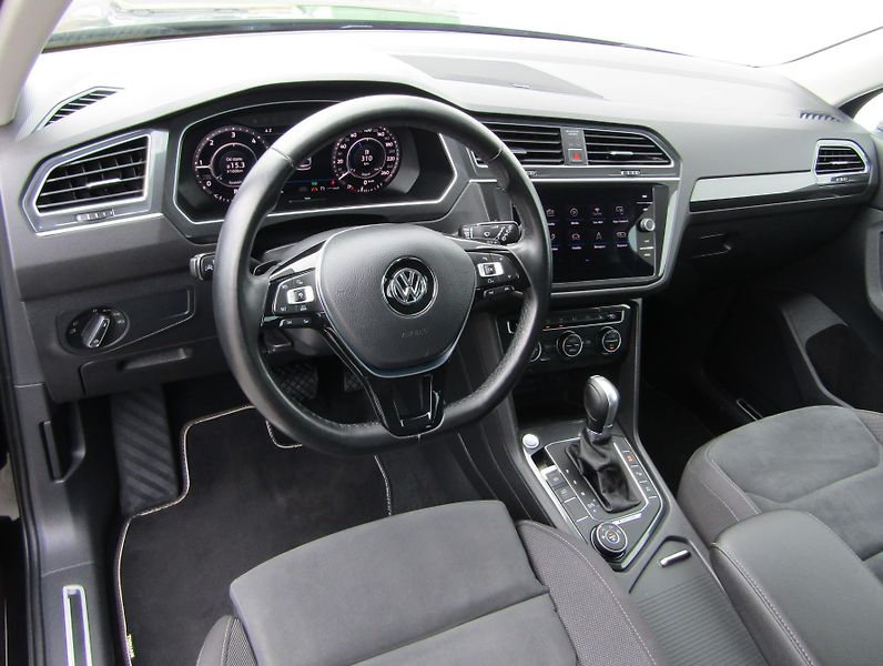 Volkswagen Tiguan (2018) Highline 2.0 BiTDI DSG 4MOTION - fotka 5 z 30
