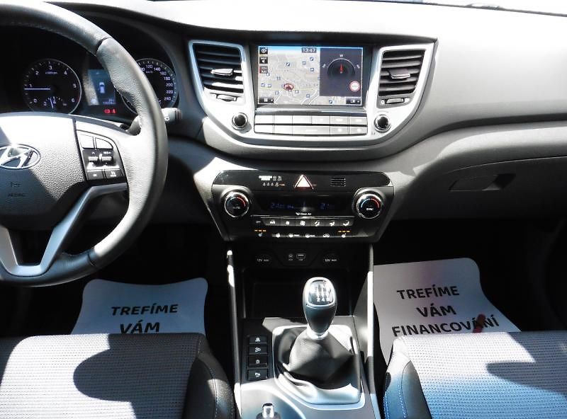 Hyundai Tucson 1,7 CRDi Czech Edition, Navi, - fotka 11 z 17
