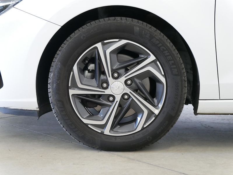 Hyundai i30 - fotka 10 z 29
