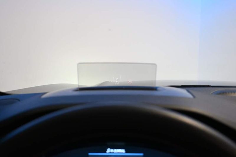 Ford Kuga (2025) 2.5 ST-LINE X 4x4 FHEV LED Taž - fotka 29 z 37