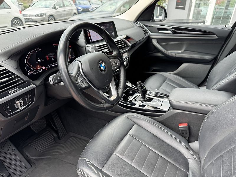 BMW X3 (2020) 3.0d X-Drive Ad.LED Webasto - fotka 24 z 43
