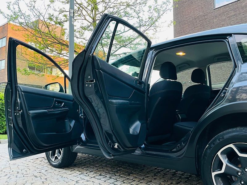 Subaru XV 2.0i 4x4 110KW MANUÁL SERVISKA - fotka 27 z 45