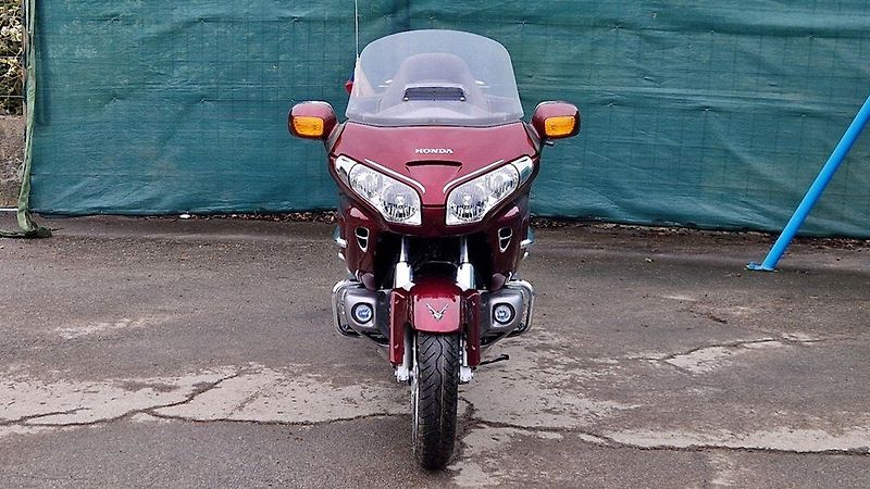 Honda GL 1800/ČR/1.majitel/4365km !! - fotka 1 z 24
