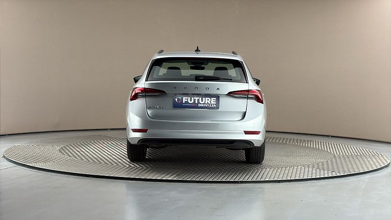 Škoda Octavia 2.0 TDI Ambition Combi - fotka 5 z 25
